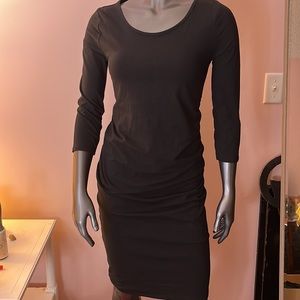 NWT 3/4 Sleeve T-shirt Maternity Dress Black
